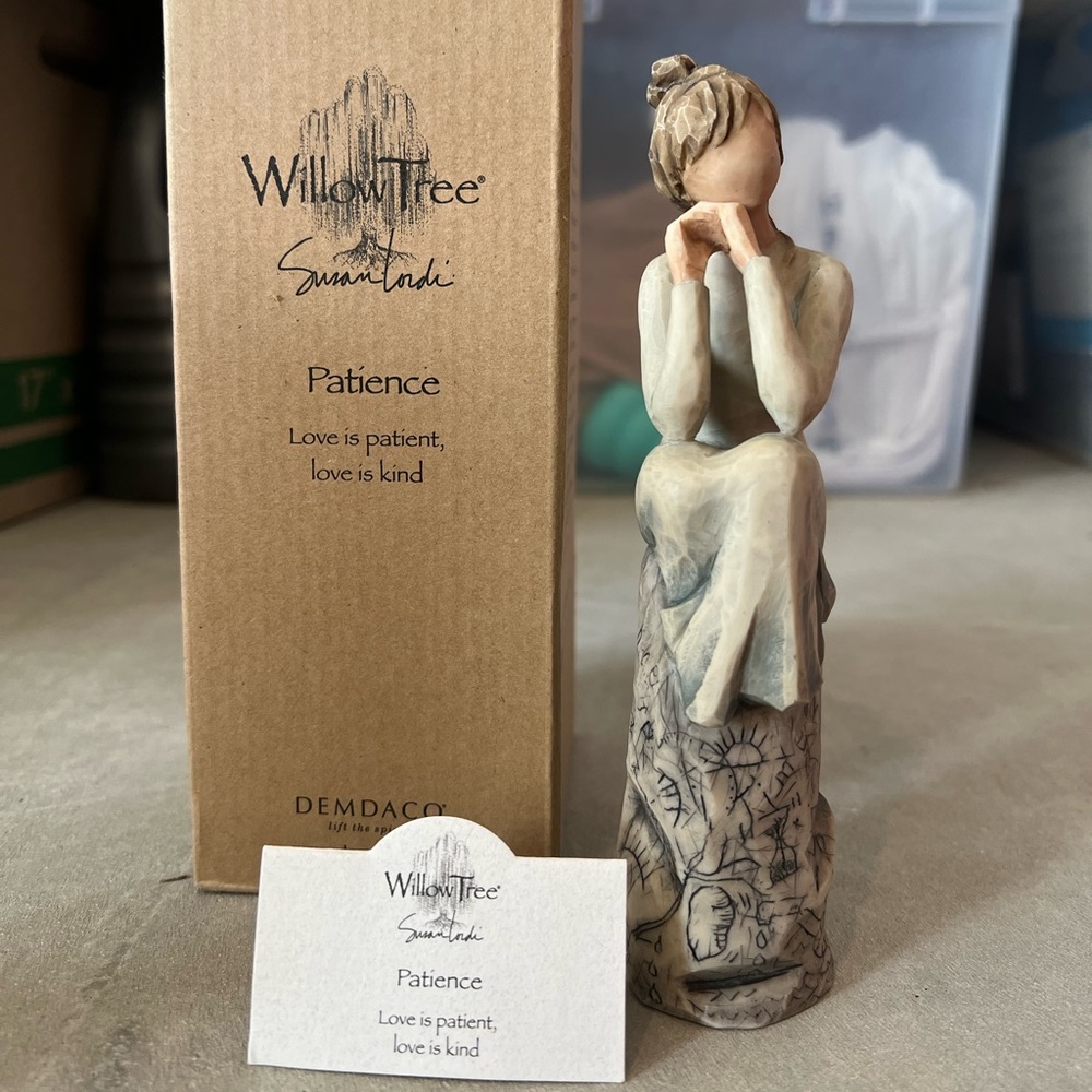 PATIENCE WILLOW TREE FIGURE